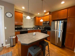 Cozy Two Bedrooms House in Beaverton